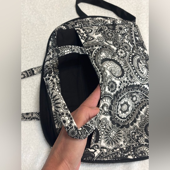 Black and White Paisley Bible Cover - Picture 6 of 7